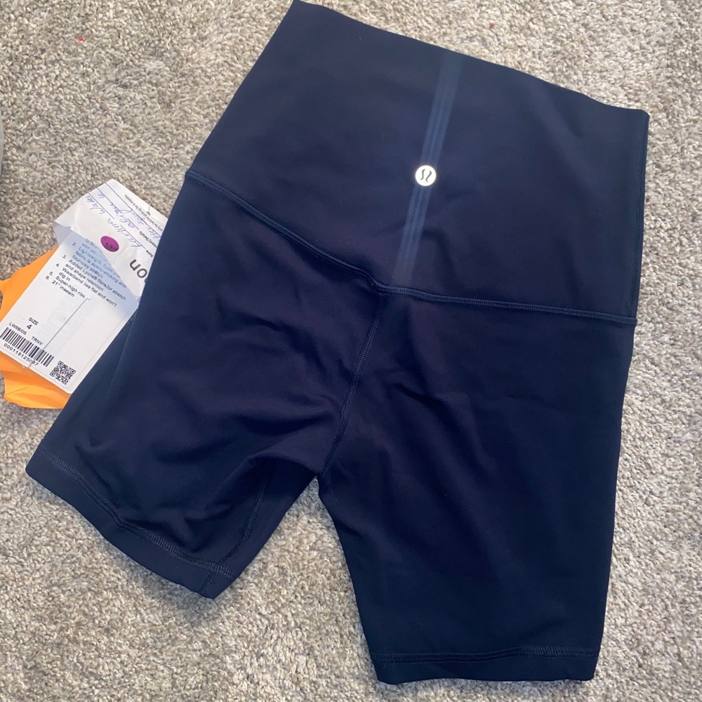 Lululemon 6” Bike Short